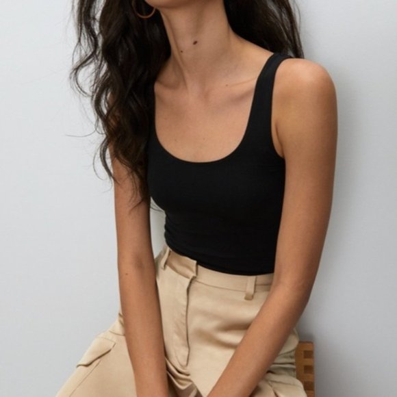 Aritzia Babaton Bowie Seamless Tank Top Dark Green Size Small - Picture 4 of 10